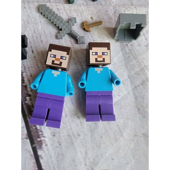 LEGO Minecraft Minifigure Lot 16 Complete 20 Extra Pieces Steve Creeper Pigs - Picture 6 of 9
